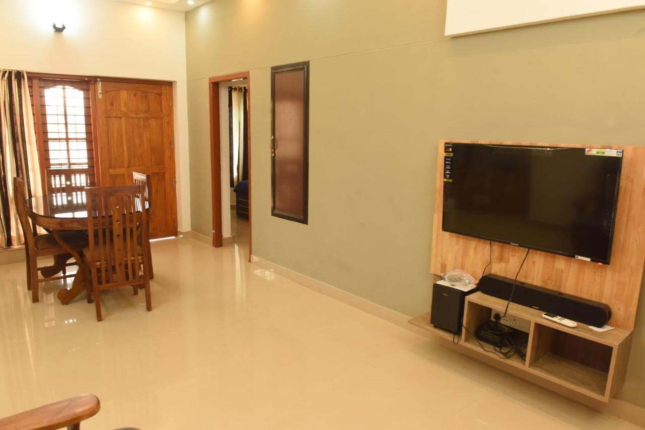 Down Town Holidays Thiruvananthapuram Exterior photo